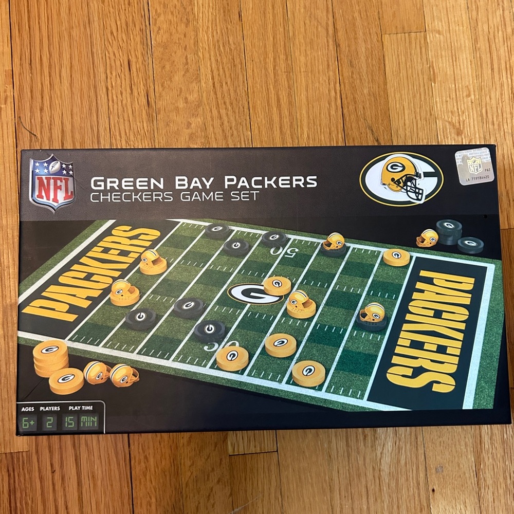 NFL Green Bay Packers Checkers Game
